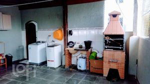 Image 24 - 384712