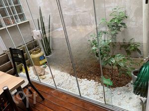Image 1 - 384825