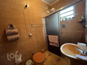 Image 8 - 385567