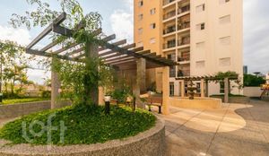 Image 46 - 385849