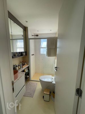 Image 21 - 386427