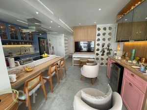 Image 9 - 386427