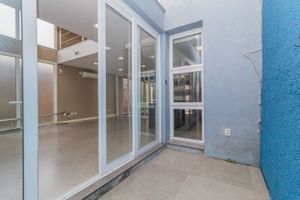 Image 11 - 387818