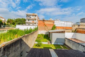 Image 20 - 387818