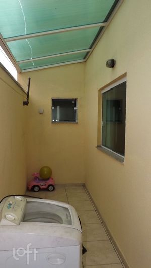 Image 4 - 389268