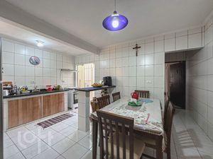 Image 24 - 389748