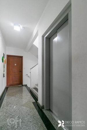 Image 27 - 391222
