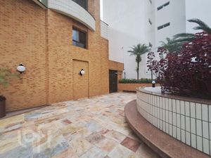 Image 90 - 392250