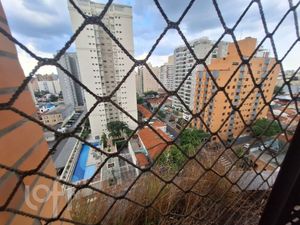 Image 62 - 392250