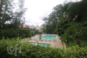Image 30 - 392389