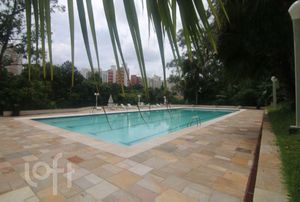 Image 45 - 392389