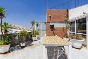 Image 1 - 392422