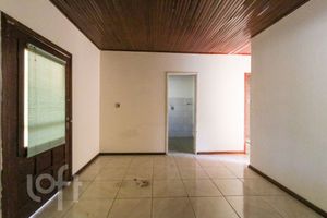 Image 23 - 392586