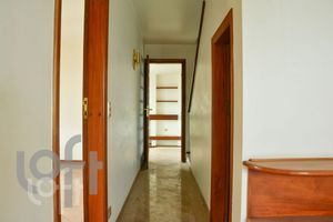 Image 30 - 393145