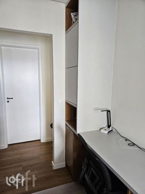 Image 20 - 393159