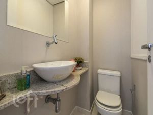 Image 13 - 393684