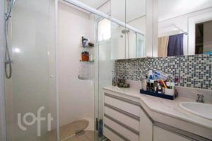 Image 11 - 393694
