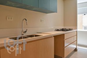 Image 17 - 393809