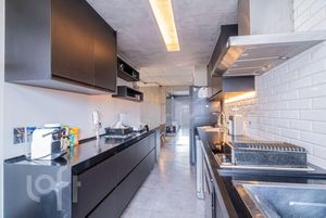 Image 14 - 394241