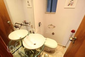 Image 3 - 394349