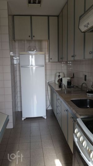 Image 9 - 394619