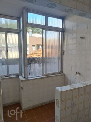 Image 4 - 394656