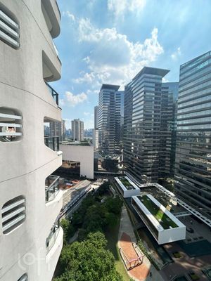 Image 35 - 394682