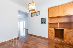 Image 32 - 394812
