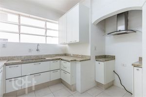 Image 13 - 394812