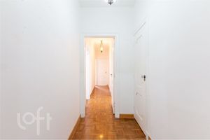 Image 22 - 394812