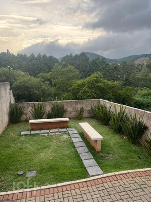 Image 32 - 394831