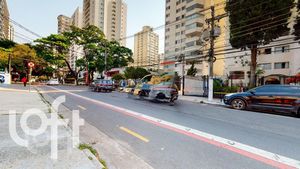 Image 11 - 394970