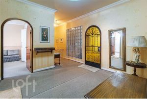 Image 32 - 394981