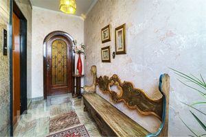 Image 62 - 394981