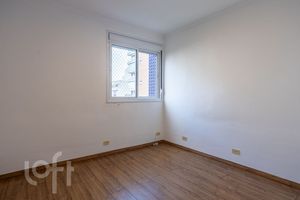 Image 11 - 395152