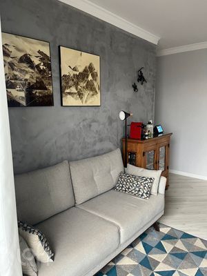 Image 19 - 395157