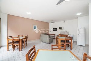Image 35 - 395227