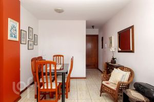 Image 3 - 395227
