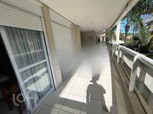 Image 3 - 395297
