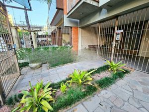 Image 11 - 395302