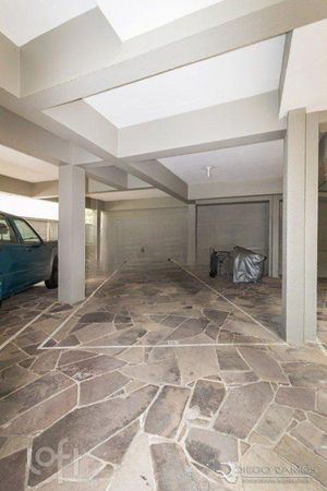 Image 25 - 395346