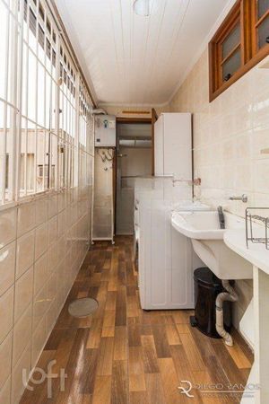 Image 21 - 395346