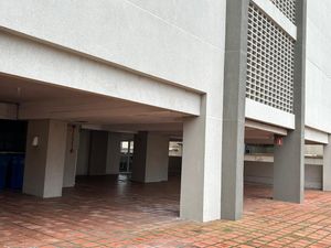 Image 22 - 395367