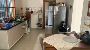 Image 9 - 395481