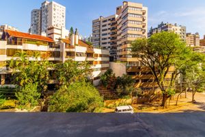 Image 31 - 395558