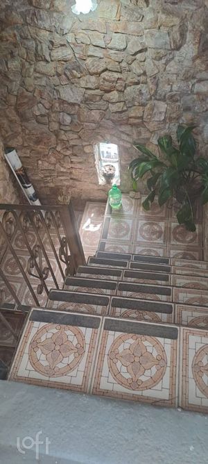 Image 17 - 395571