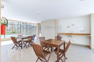 Image 21 - 395591