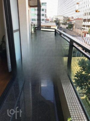 Image 13 - 395883