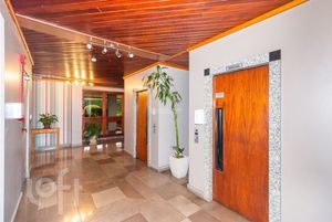 Image 32 - 396122