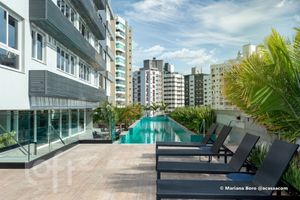 Image 18 - 396138
